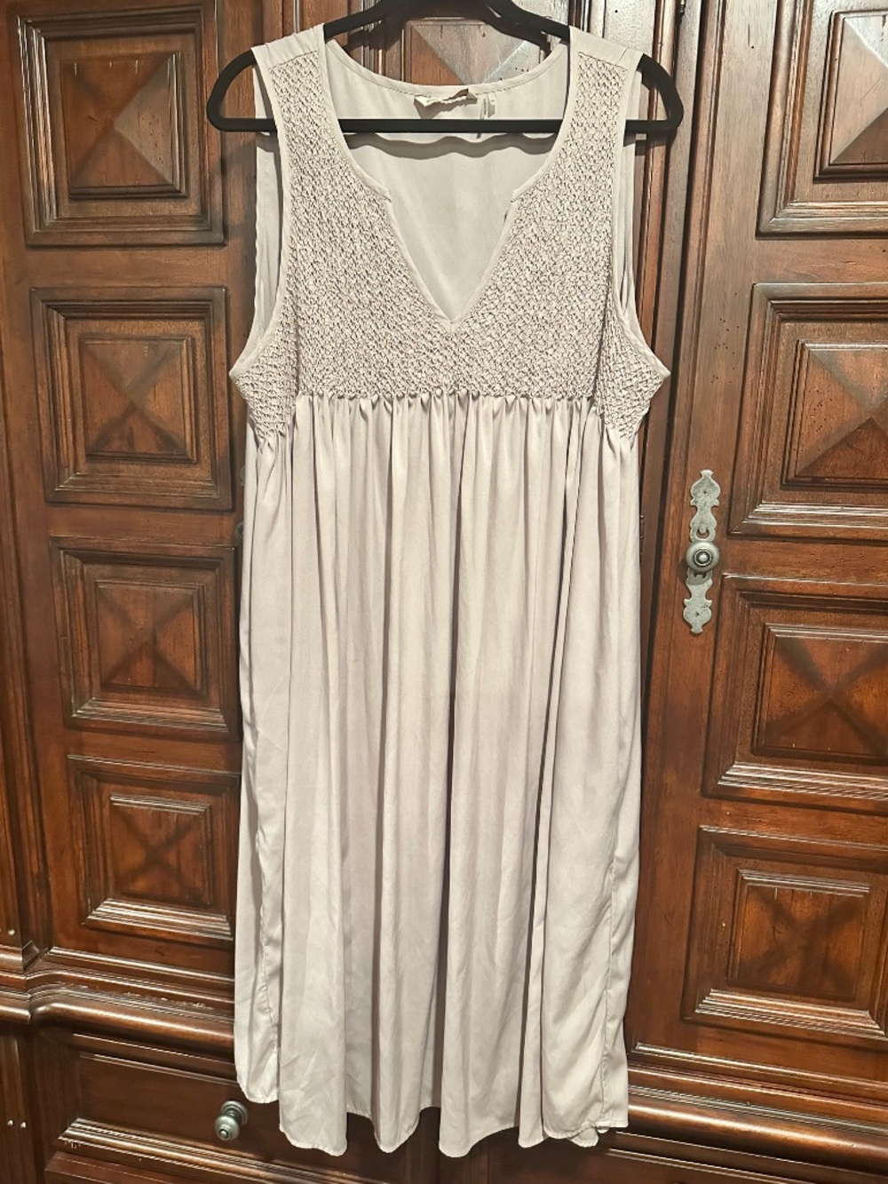 SOFT SURROUNDINGS FLAW 2X light lilac lavender SMOCKED & silky nightgown POCKETS - Picture 6 of 11